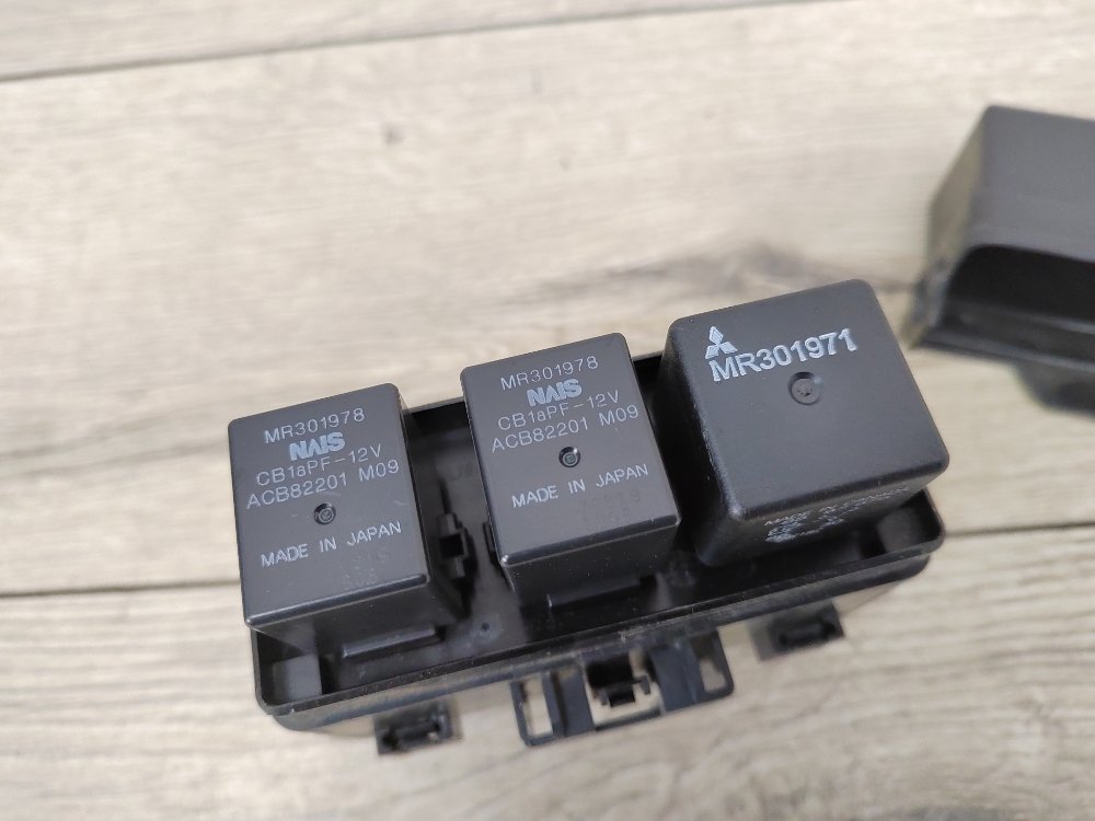 Блок реле, 1000 рублей, Москва