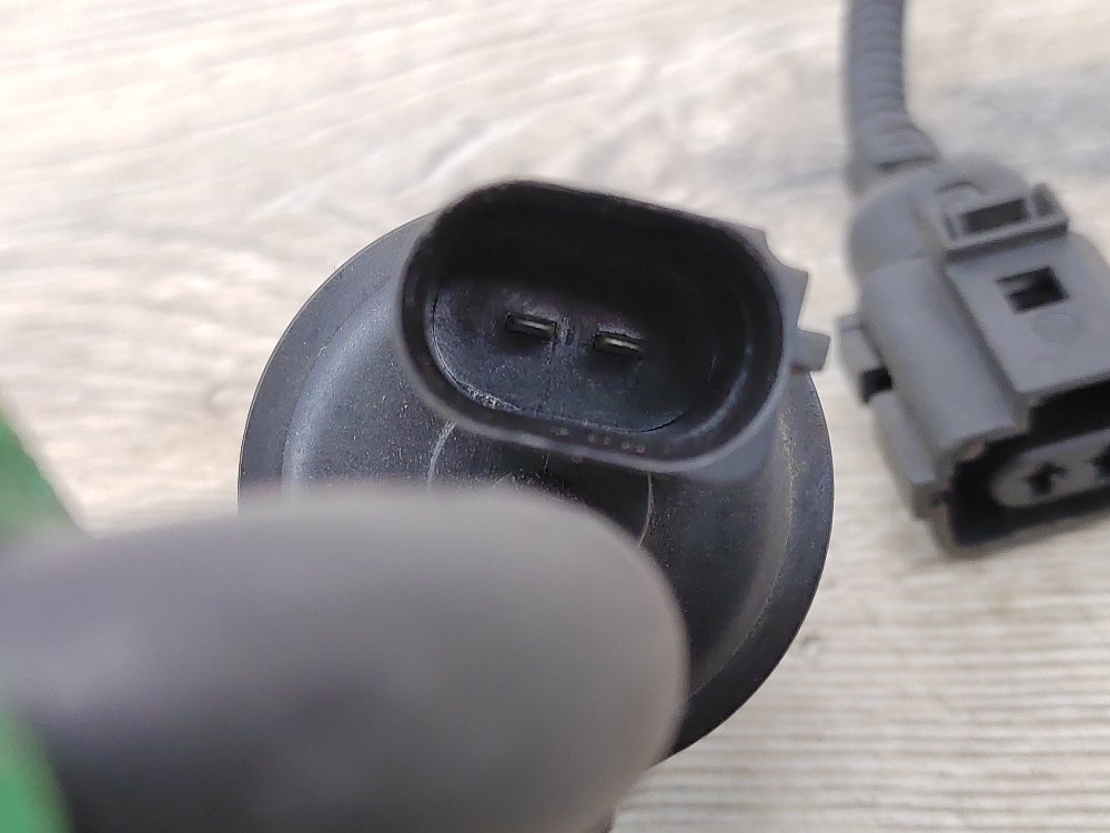 Клапан вентиляции топливного бака, 1000 рублей, Москва