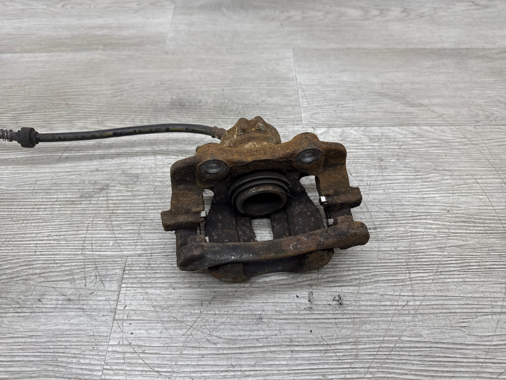 Суппорт тормозной, 1000 рублей, Севастополь