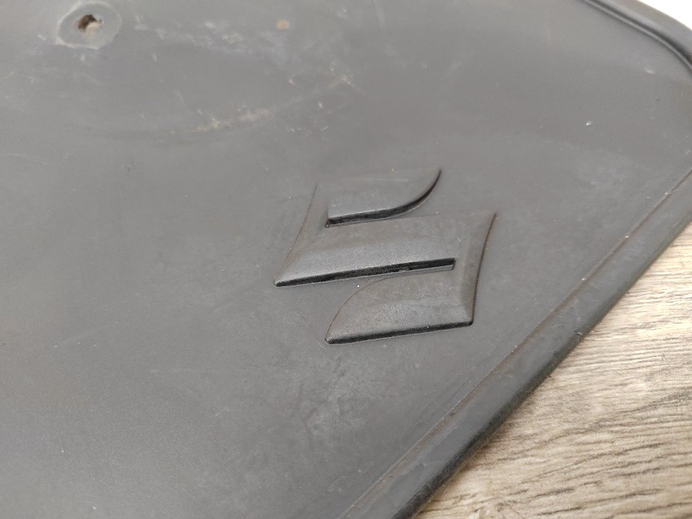 Брызговик, 1000 рублей, Москва