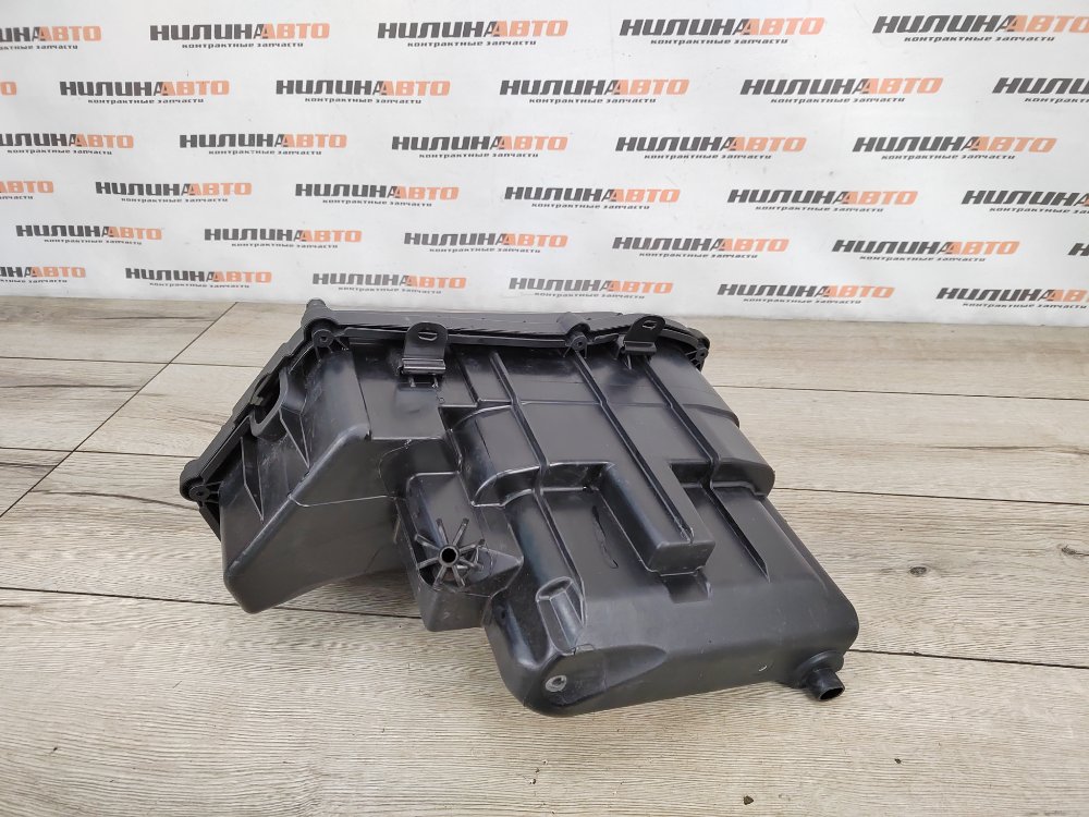 Корпус блока управления ДВС, 2000 рублей, Москва