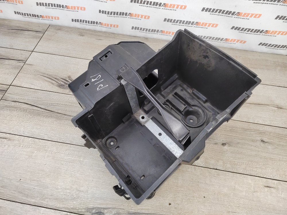 Корпус АКБ, 600 рублей, Москва