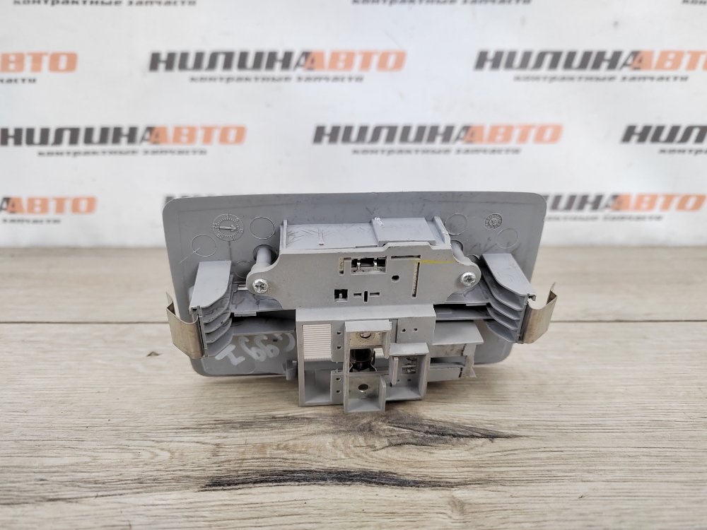 Плафон салона, 500 рублей, Москва