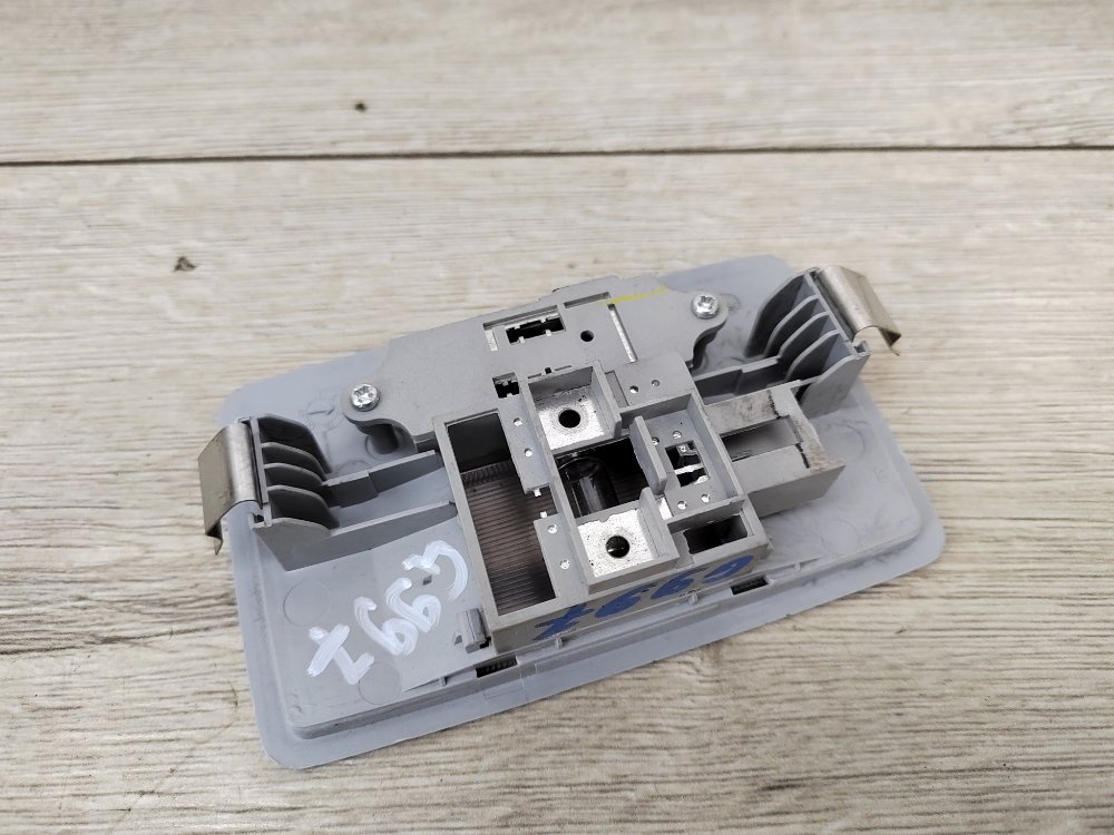 Плафон салона, 500 рублей, Москва