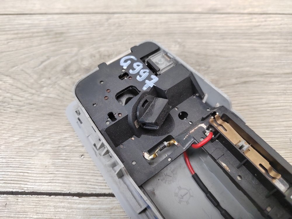 Плафон салона, 600 рублей, Москва