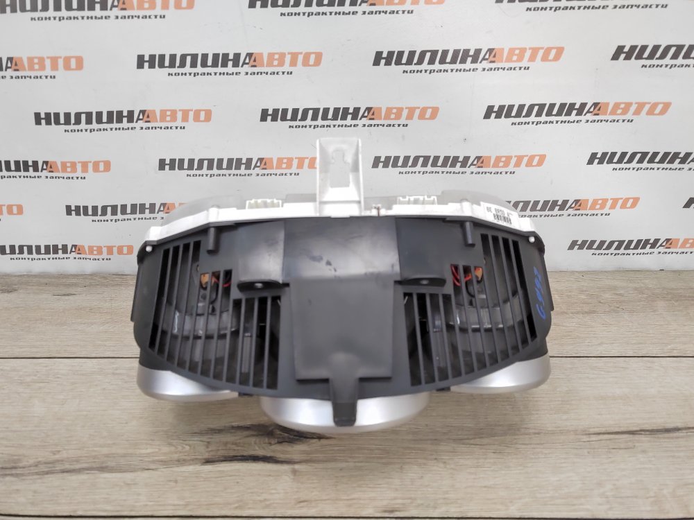 Панель приборов, 2000 рублей, Москва