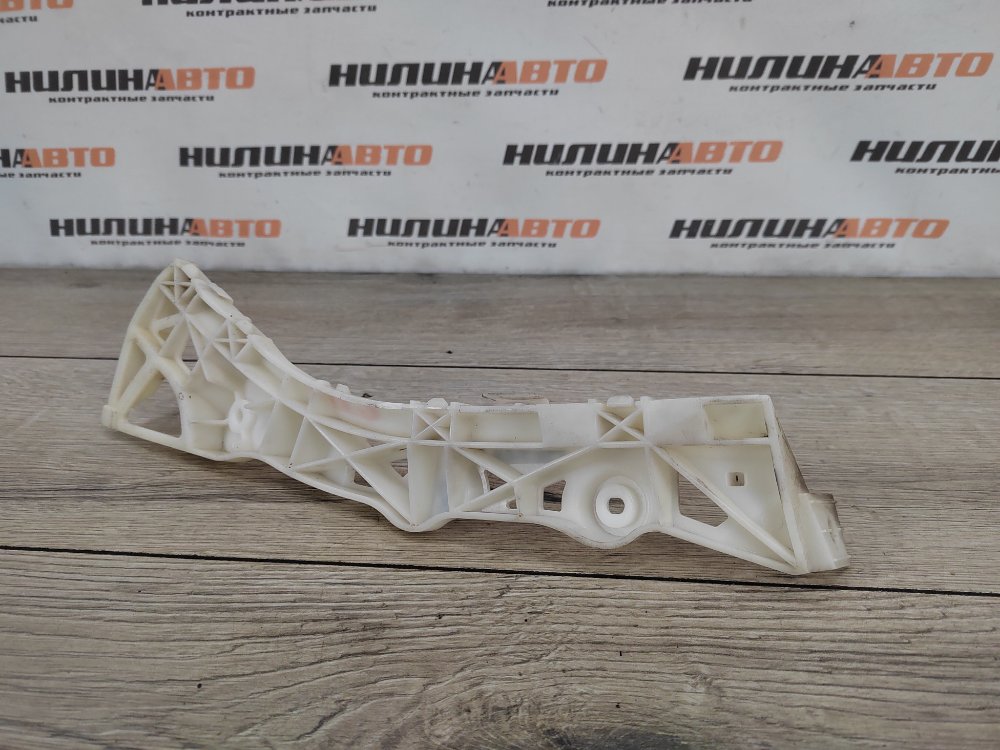 Кронштейн бампера, 700 рублей, Москва