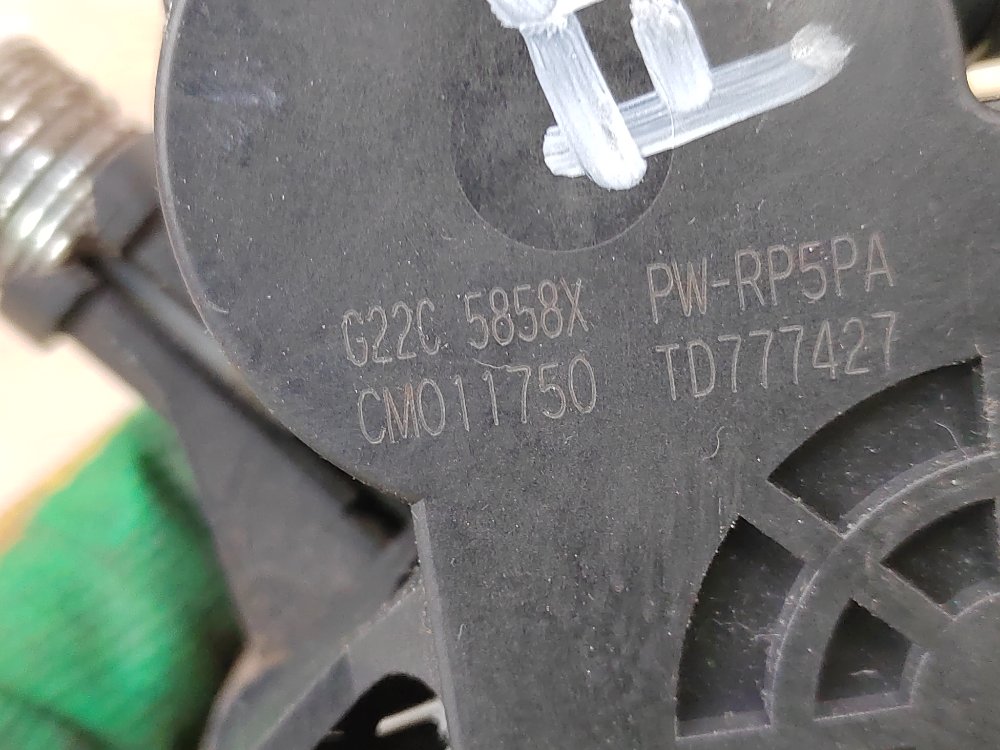 Стеклоподъемник, 1000 рублей, Москва