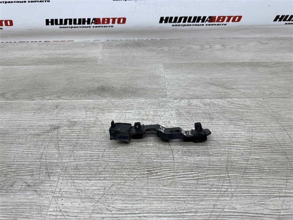 Кронштейн бампера, 500 рублей, Севастополь