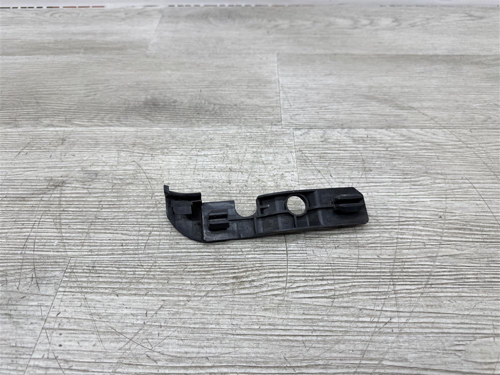 Кронштейн бампера, 500 рублей, Севастополь