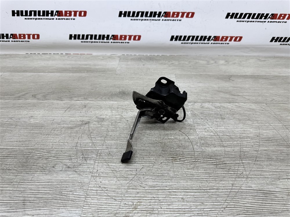 Замок капота, 2000 рублей, Севастополь