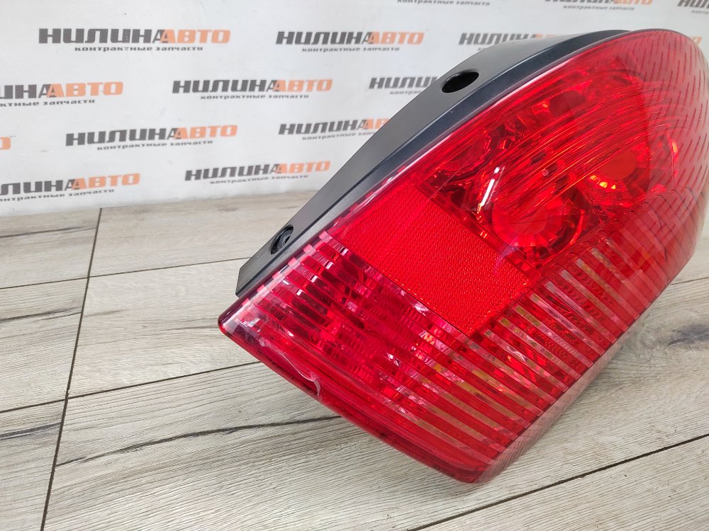 Фонарь в крыло, 3000 рублей, Москва