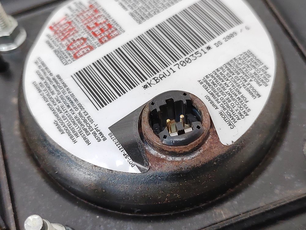 Подушка безопасности в руль, 2700 рублей, Москва