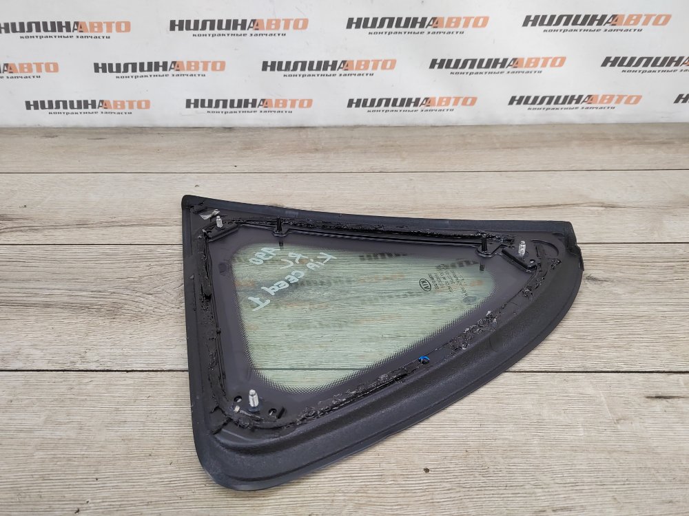 Стекло глухое кузова, 500 рублей, Москва