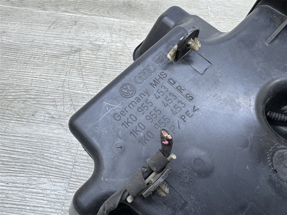 Бачок омывателя, 3000 рублей, Севастополь