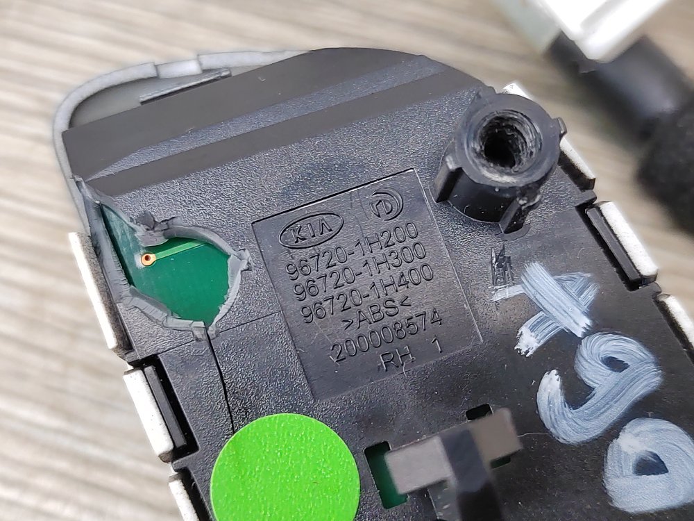 Кнопки на руль, 1000 рублей, Москва