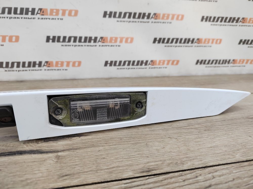 Накладка крышки багажника, 4500 рублей, Москва