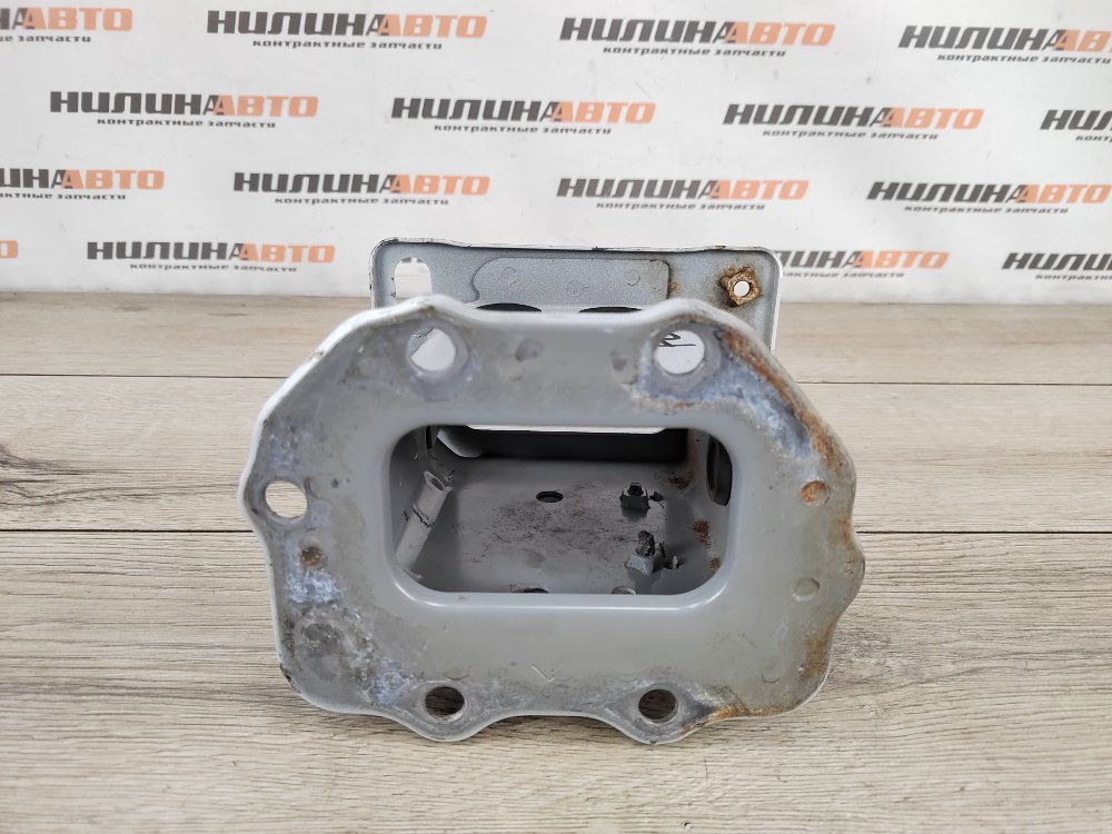 Кронштейн усилителя бампера, 1400 рублей, Москва