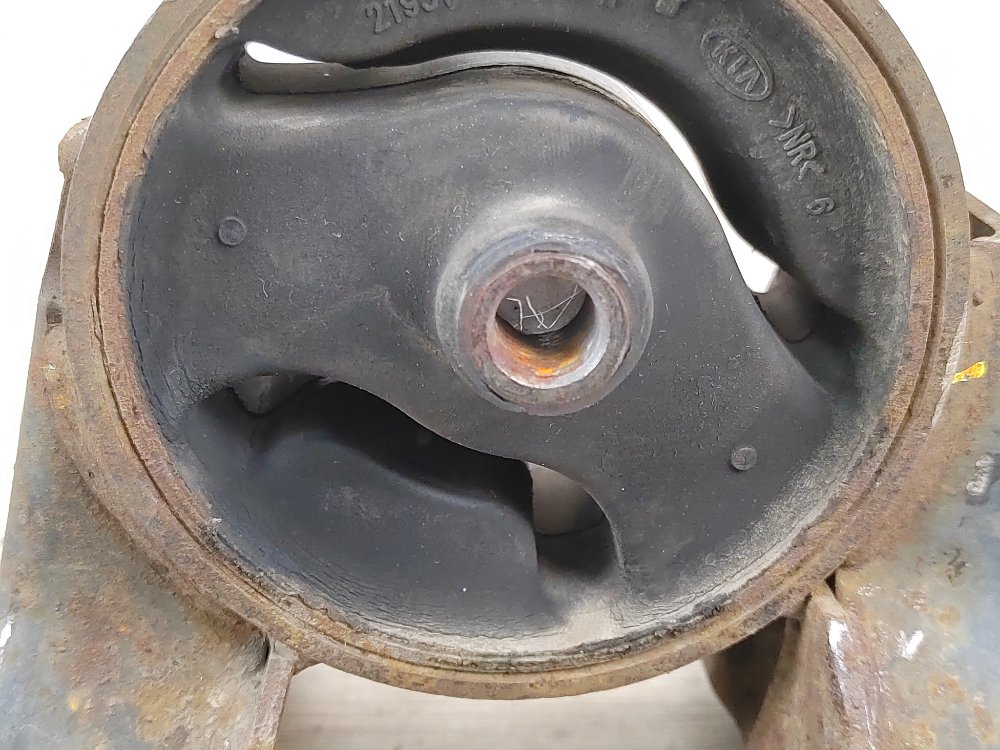 Подушка двигателя, 1000 рублей, Москва