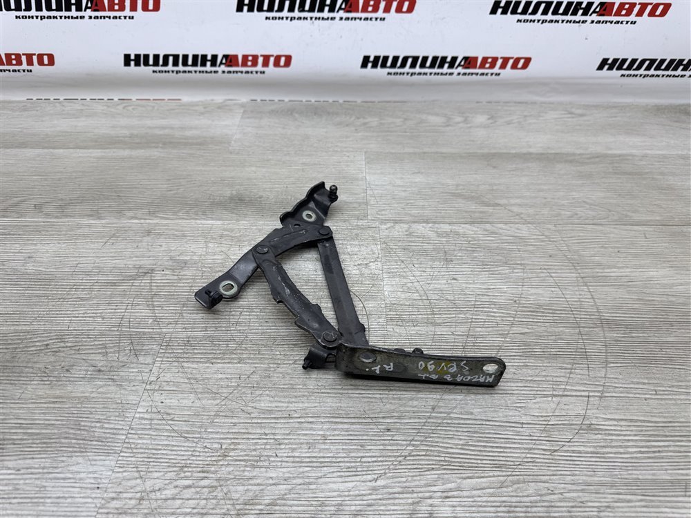 Петля крышки багажника, 1500 рублей, Севастополь