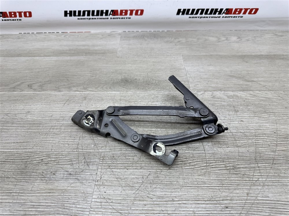 Петля крышки багажника, 1500 рублей, Севастополь