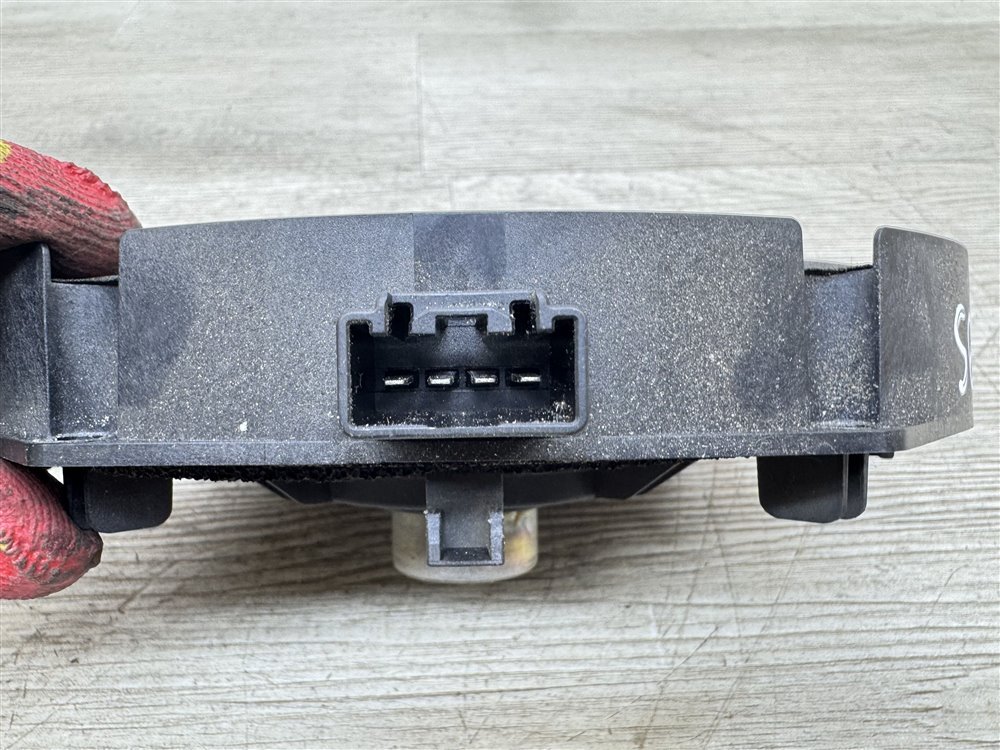 Динамик, 1000 рублей, Севастополь