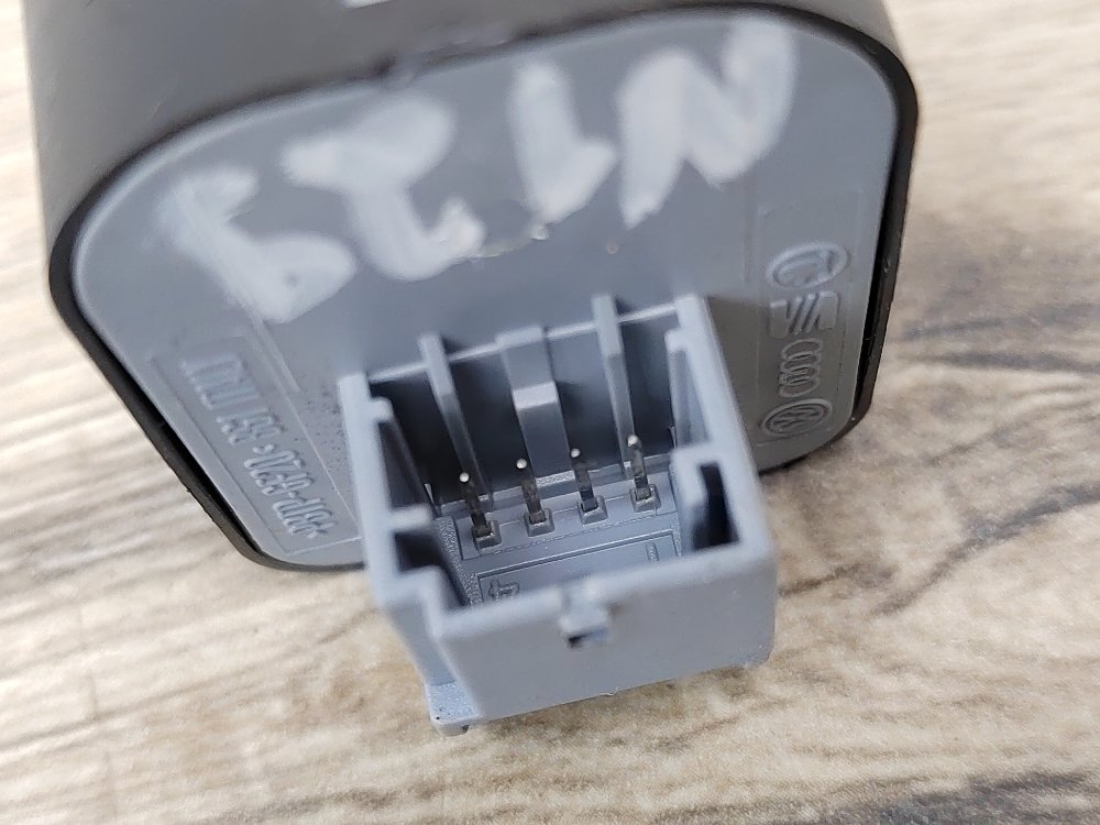 Блок управления зеркалами, 400 рублей, Москва