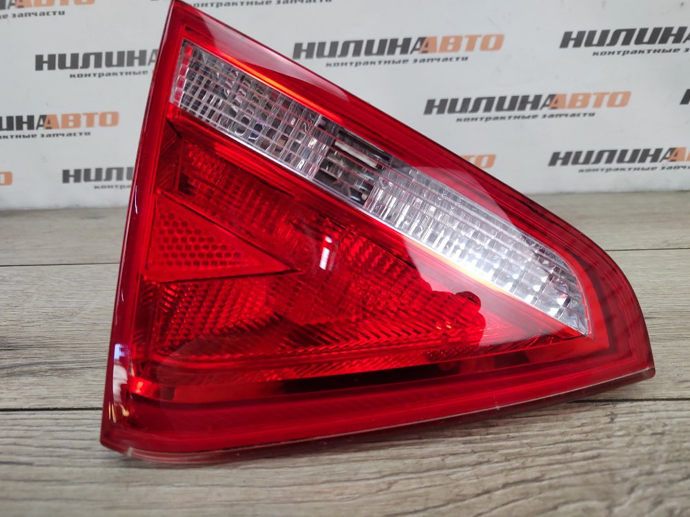 Фонарь в крышку багажника, 1500 рублей, Москва