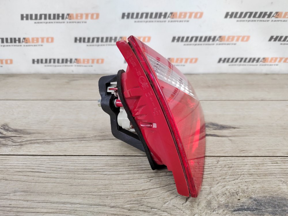 Фонарь в крышку багажника, 1500 рублей, Москва