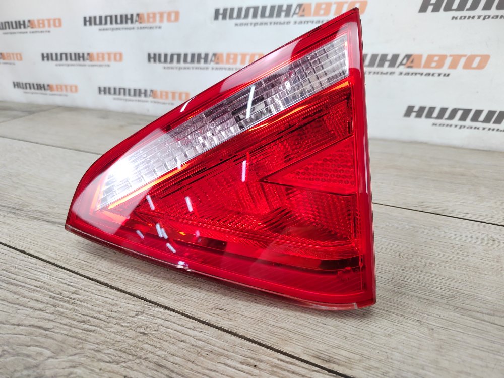 Фонарь в крышку багажника, 2000 рублей, Москва