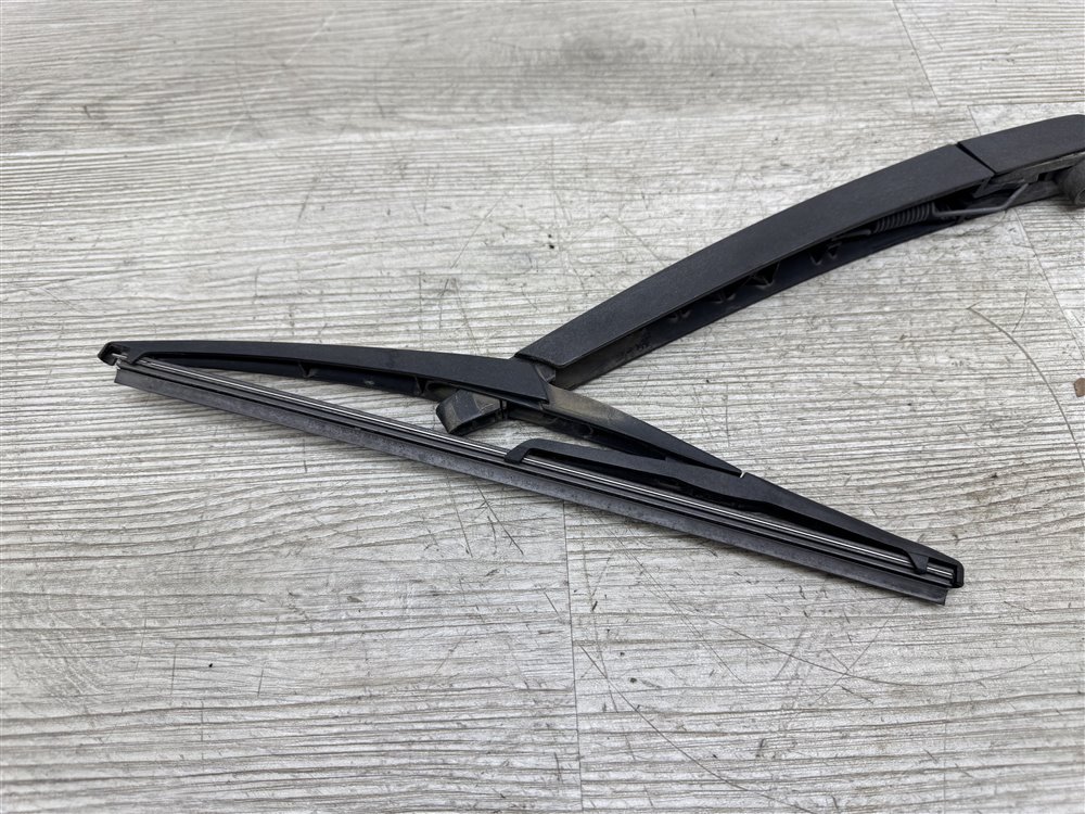 Поводок стеклоочистителя, 1100 рублей, Севастополь