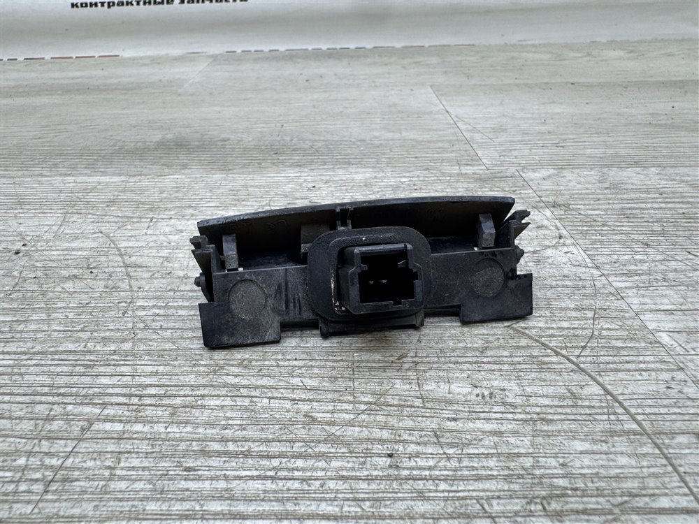 Кнопка открывания багажника, 2000 рублей, Севастополь