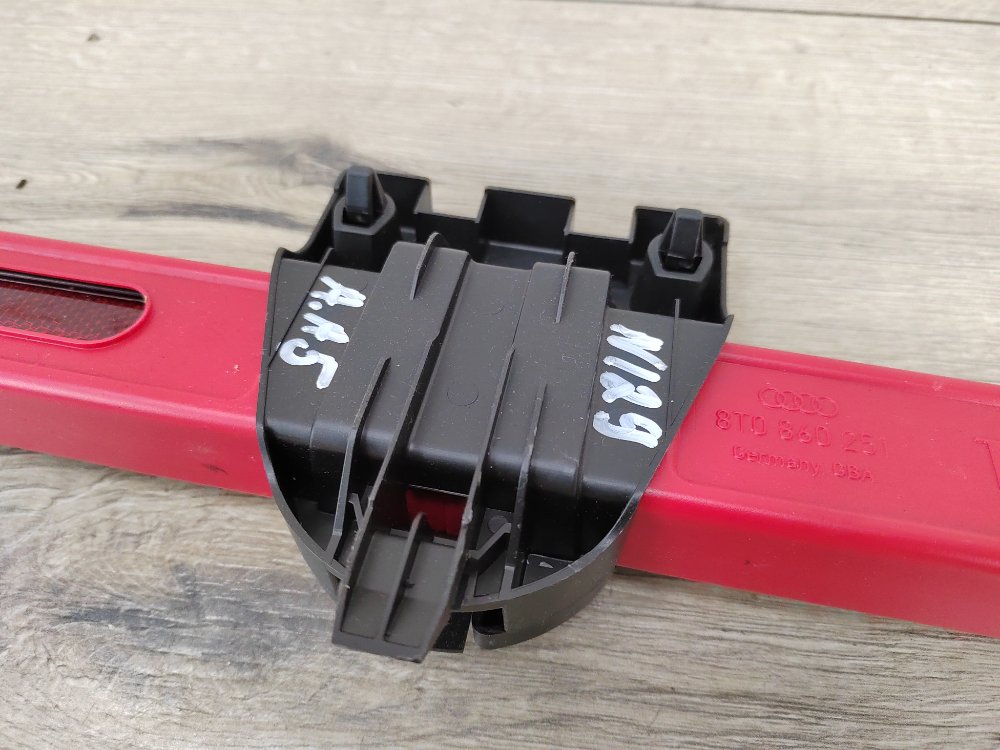 Знак аварийной остановки, 1000 рублей, Москва