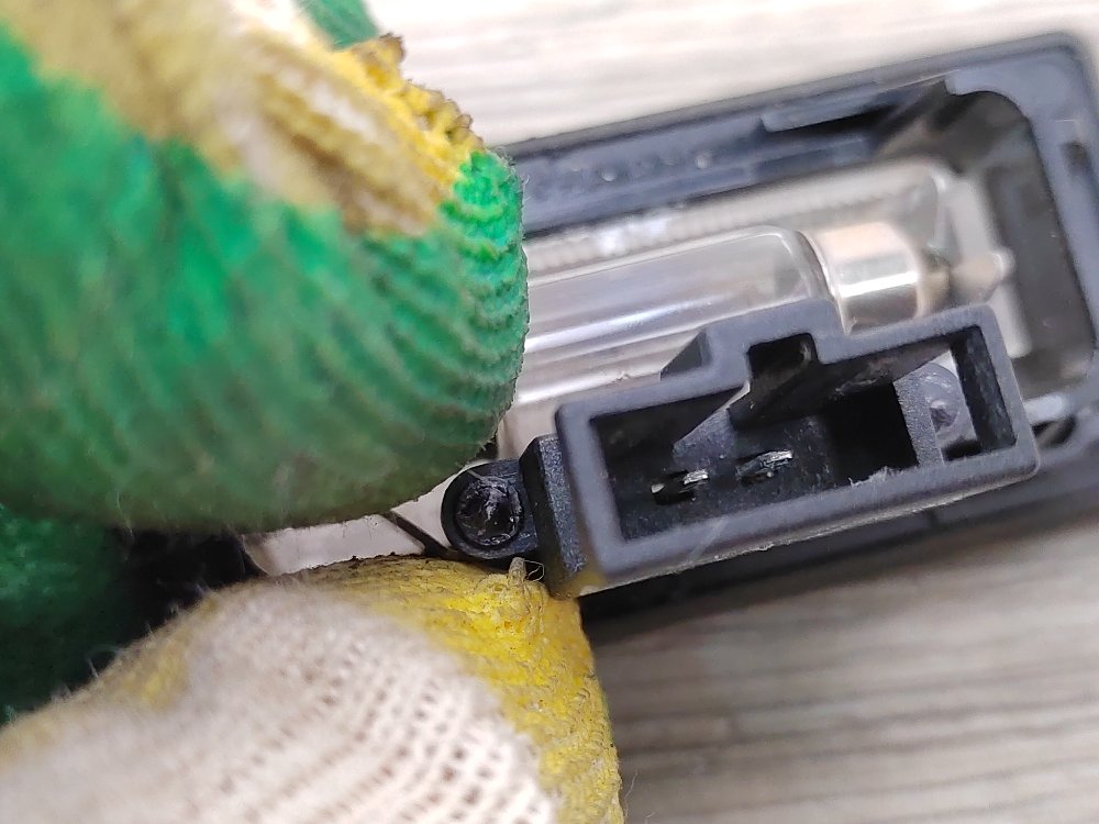 Фонарь подсветки номера, 400 рублей, Москва