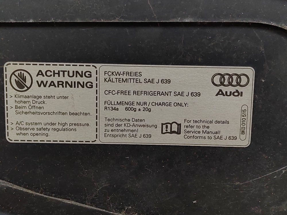 Капот, 18000 рублей, Москва