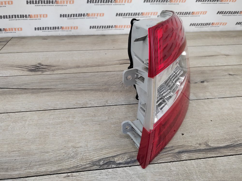 Фонарь в крыло, 3000 рублей, Москва