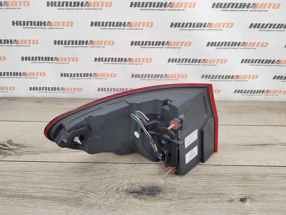 Фонарь в крыло, 2000 рублей, Москва