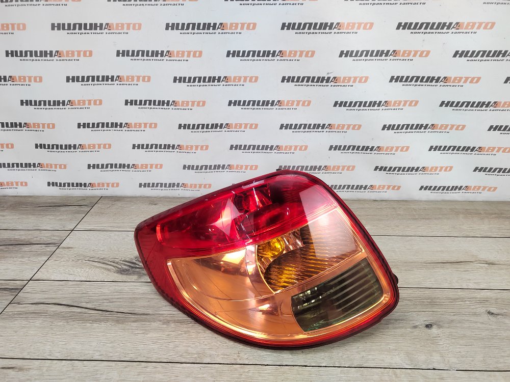 Фонарь в крыло, 3800 рублей, Москва