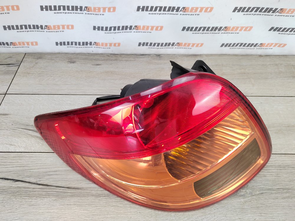 Фонарь в крыло, 3800 рублей, Москва