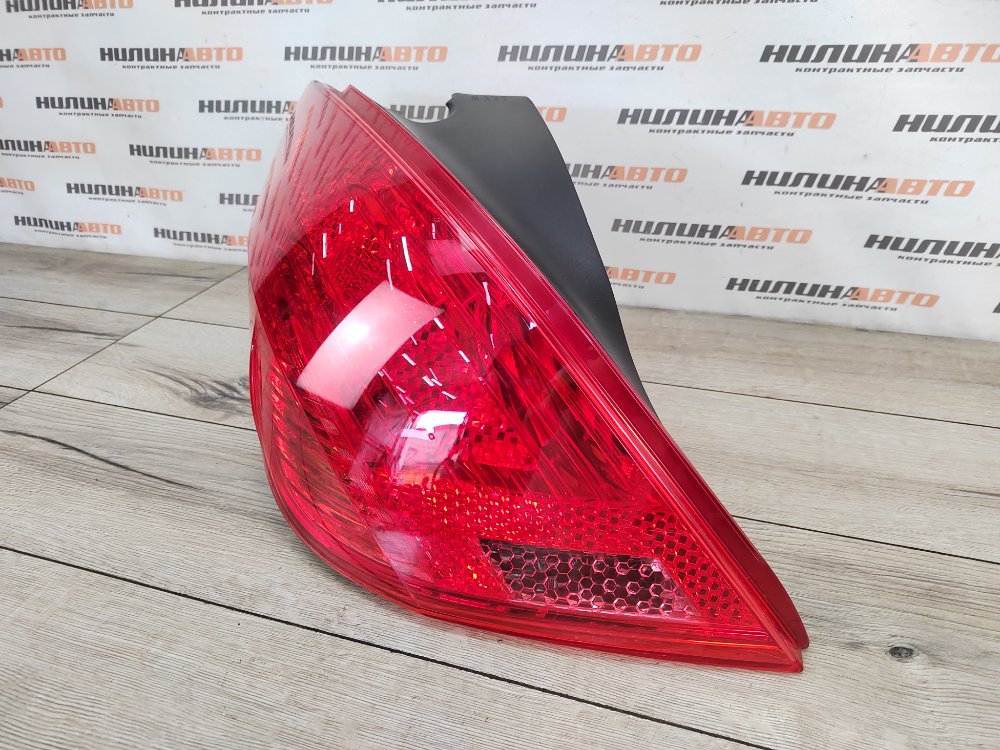 Фонарь в крыло, 9000 рублей, Москва