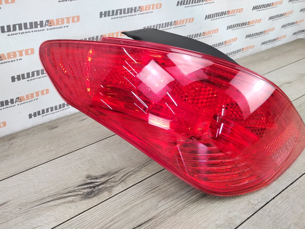 Фонарь в крыло, 9000 рублей, Москва