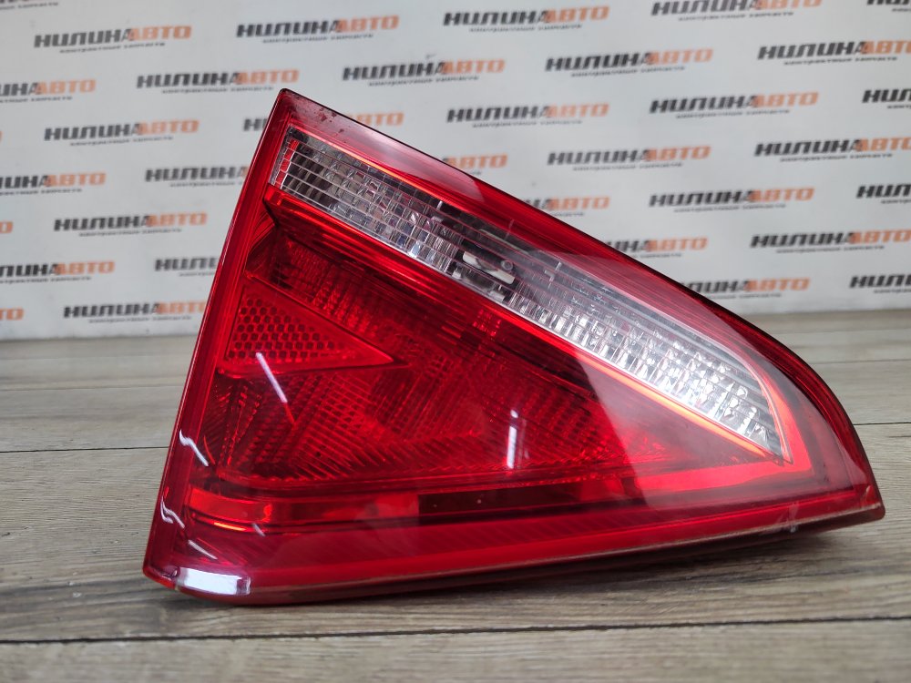 Фонарь в крышку багажника, 1500 рублей, Москва