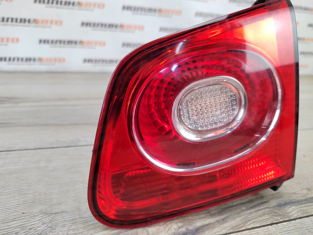 Фонарь в крышку багажника, 2500 рублей, Москва