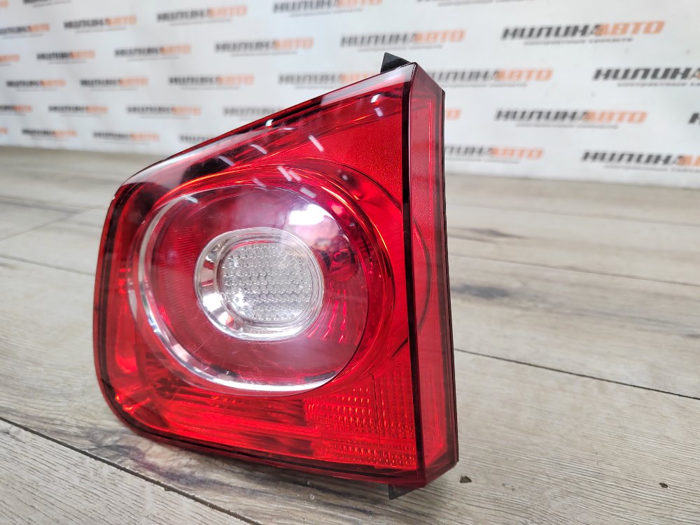 Фонарь в крышку багажника, 2500 рублей, Москва