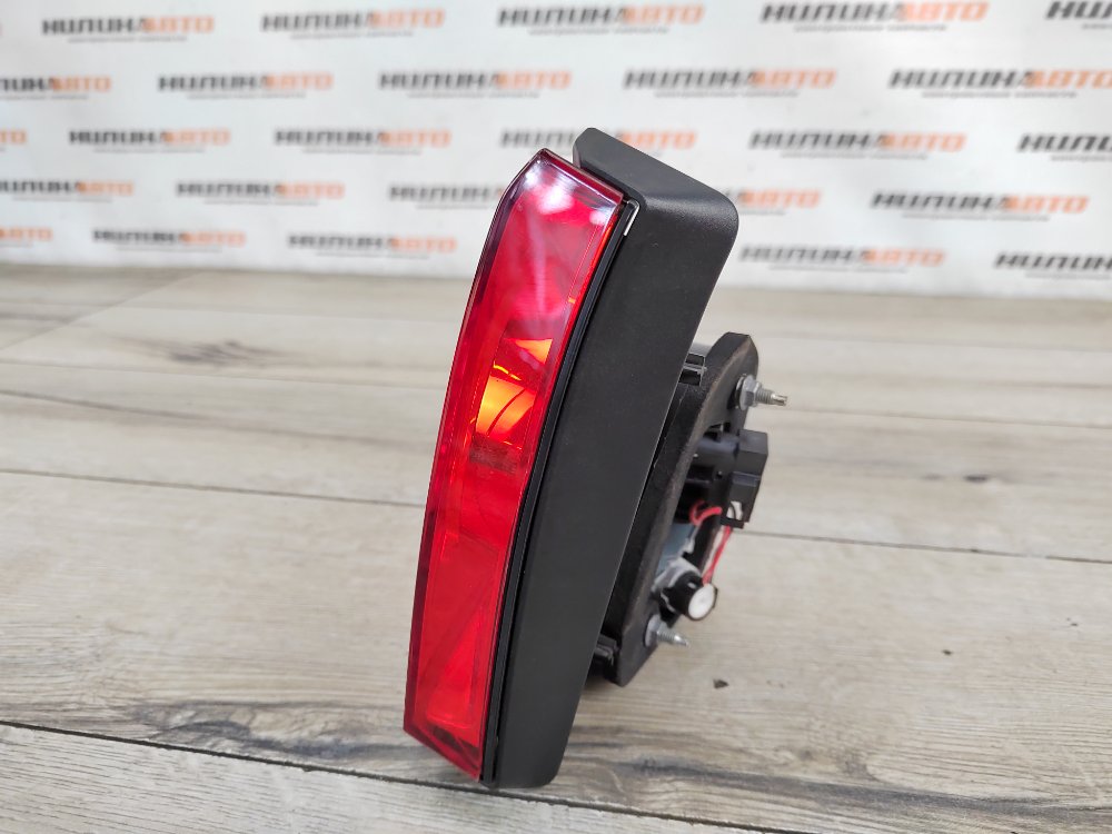 Фонарь в крышку багажника, 2500 рублей, Москва