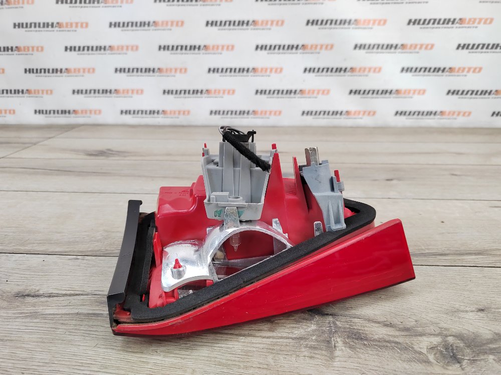 Фонарь в крышку багажника, 3000 рублей, Москва