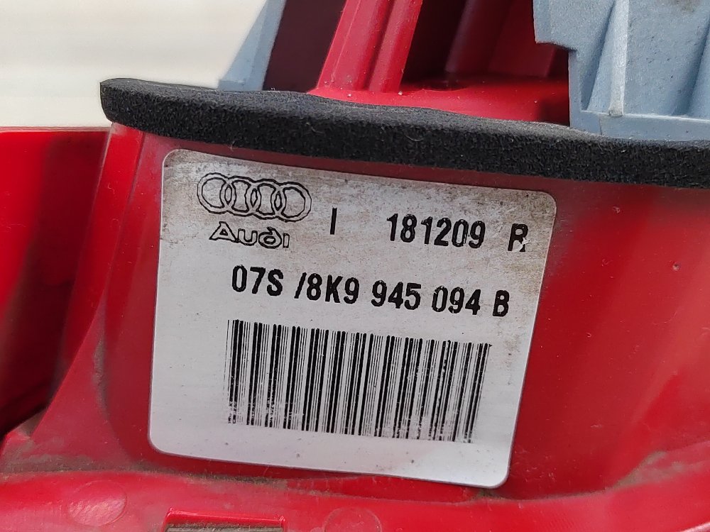 Фонарь в крышку багажника, 3000 рублей, Москва