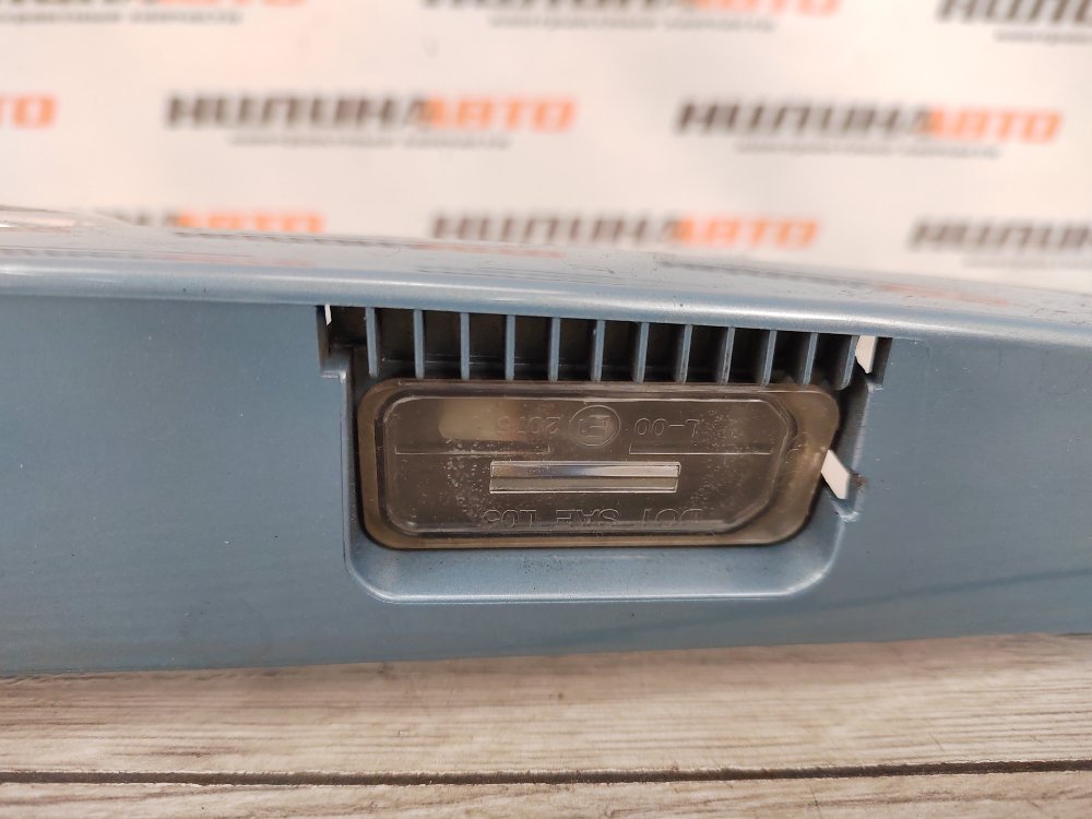 Накладка крышки багажника, 2000 рублей, Москва