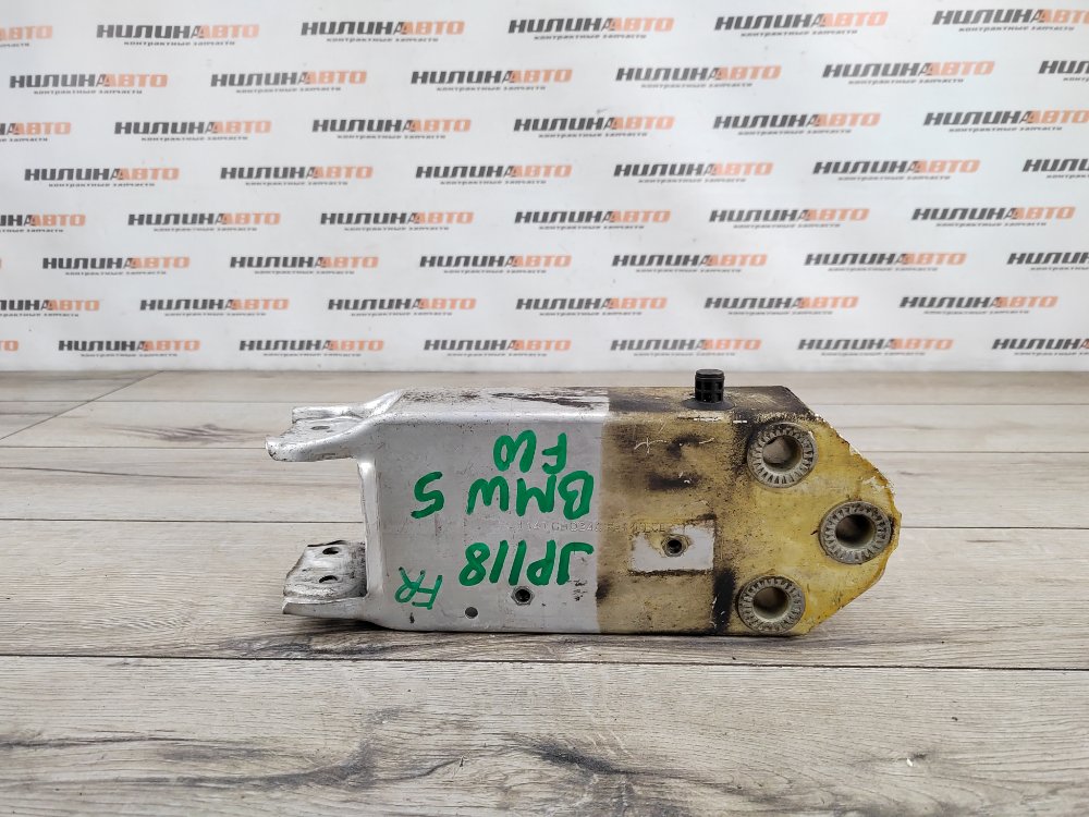 Кронштейн усилителя бампера, 1400 рублей, Москва