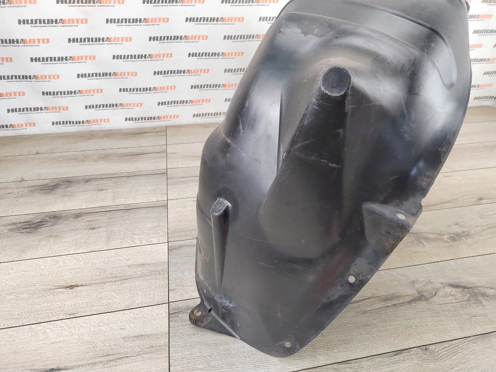 Подкрылок, 500 рублей, Москва